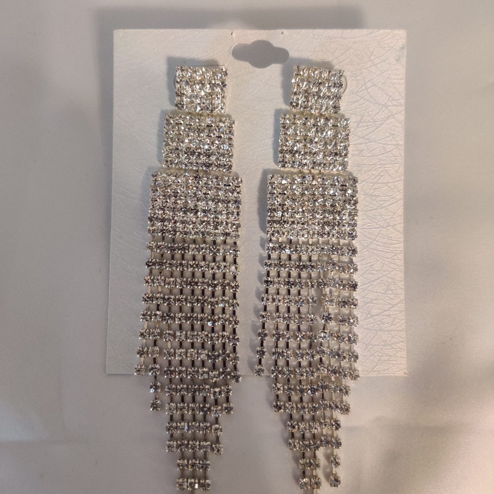 Tassel Rhinestone Earrings - Picture 4 of 4